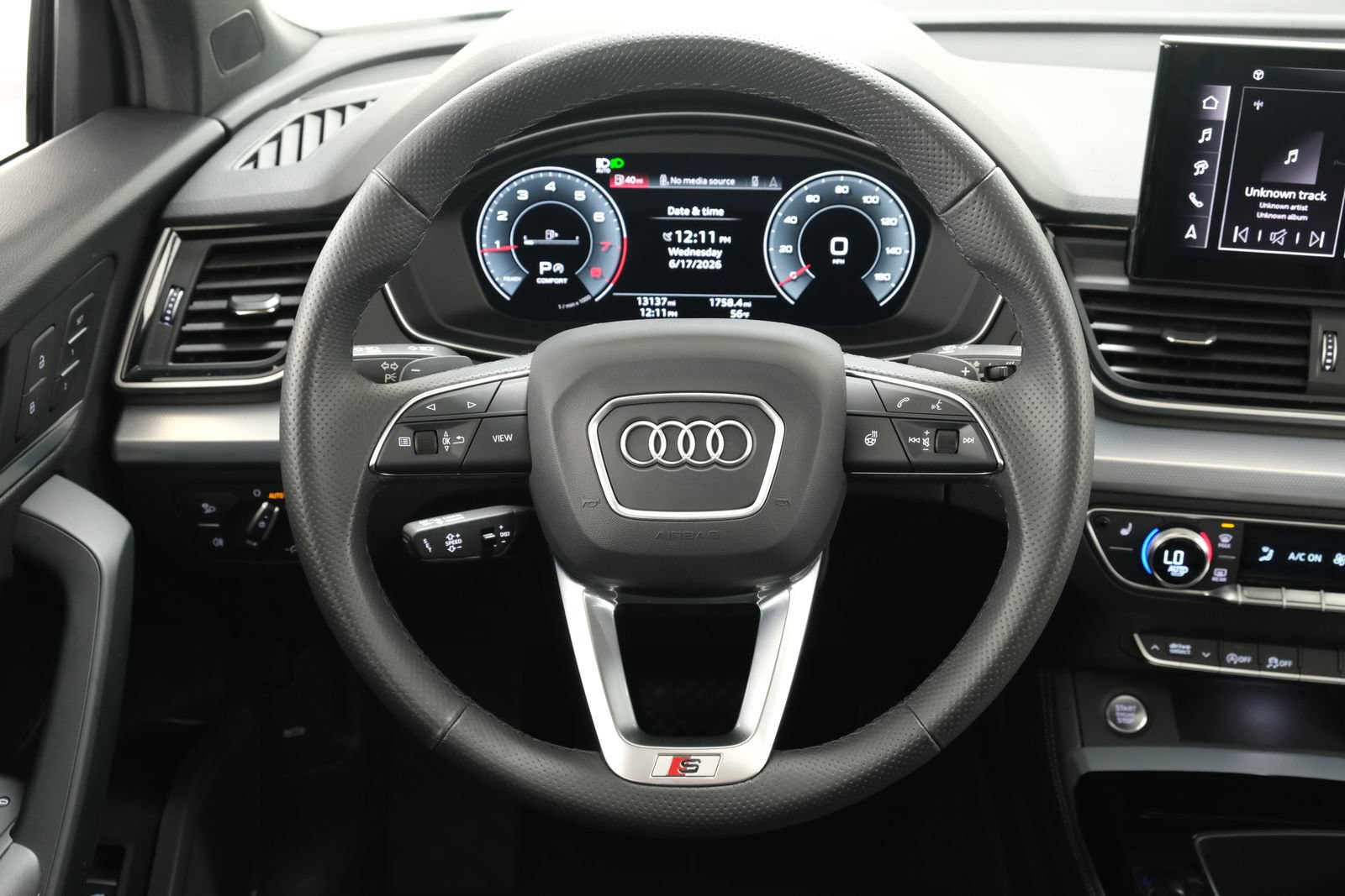 Used 2024 Audi Q5 2.0T Premium Plus AWD/4WD image 13
