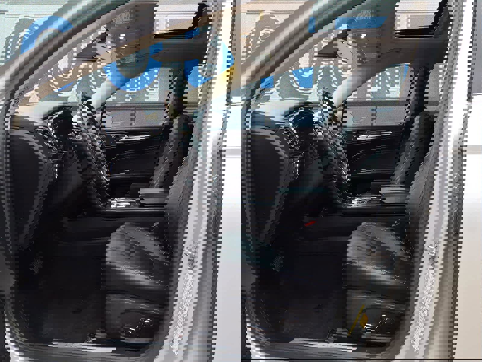 Used 2019 Ford Fusion Titanium FWD image 13