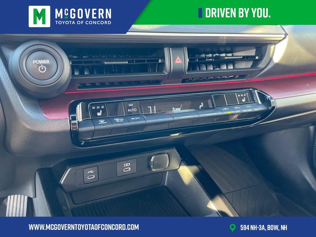 Used 2024 Toyota Prius Prime FWD image 21