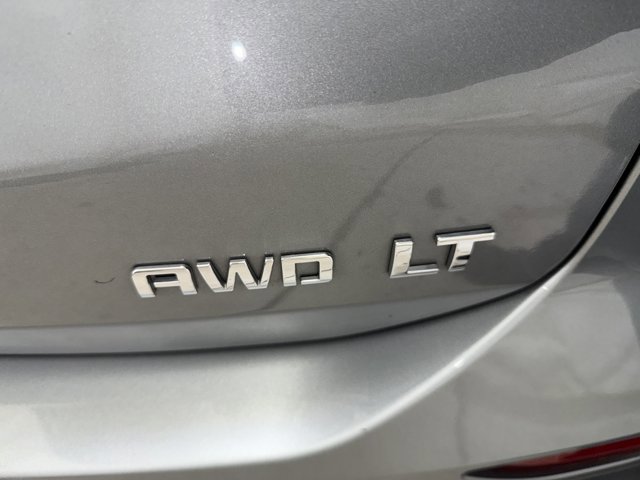 Used 2023 Chevrolet Equinox LT image 33