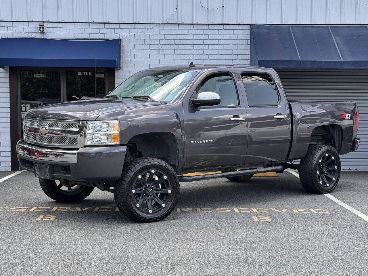 Used 2010 Chevrolet Silverado 1500 LT w/ Power Pack Plus AWD/4WD image 1