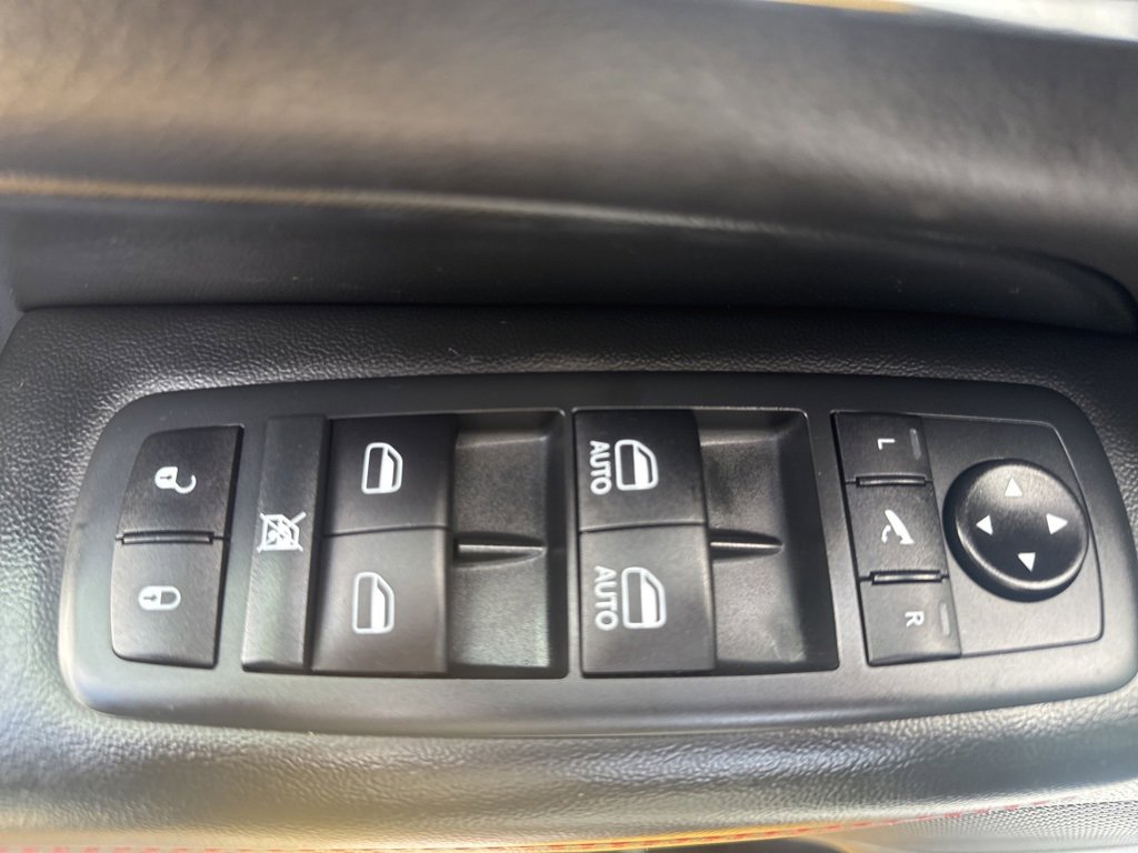 Used 2021 Jeep Grand Cherokee Trailhawk w/ Trailhawk Luxury Group image 26