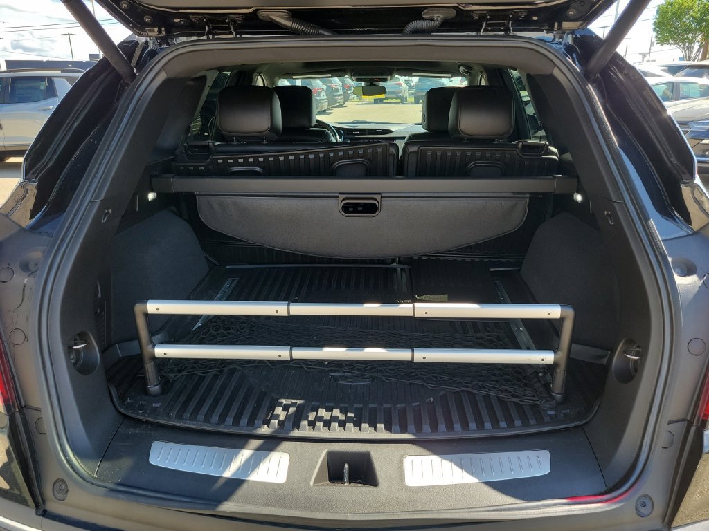 Used 2023 Cadillac XT5 Premium Luxury w/ LPO, Floor Liner Package AWD/4WD image 13