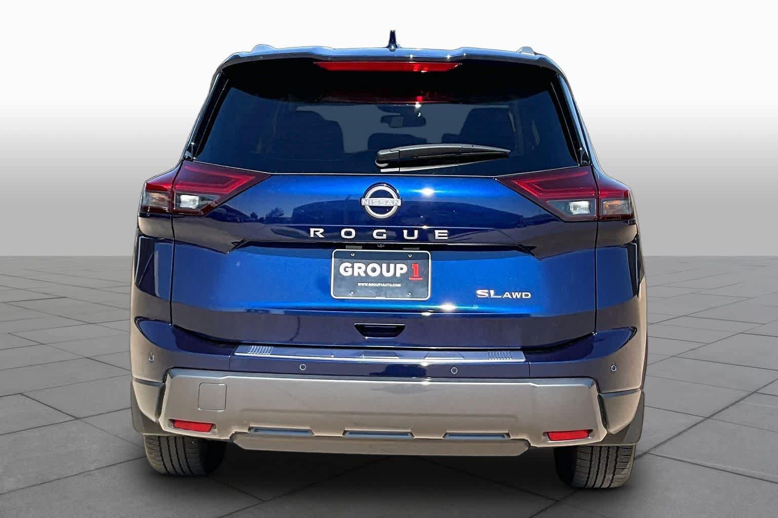 Certified 2025 Nissan Rogue SL AWD/4WD image 4