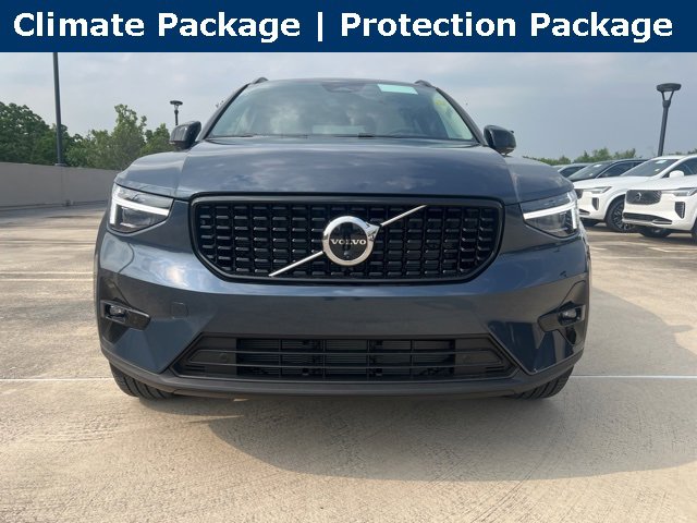 New 2026 Volvo XC40 B5 Ultra w/ Climate Package image 2