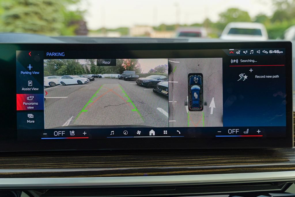 Used 2024 BMW X7 M60i w/ Executive Package AWD/4WD image 56