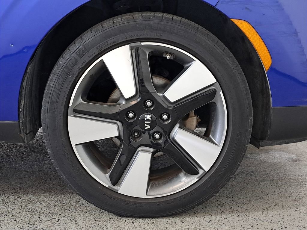 Used 2020 Kia Soul EX w/ Option Group 015 FWD image 8