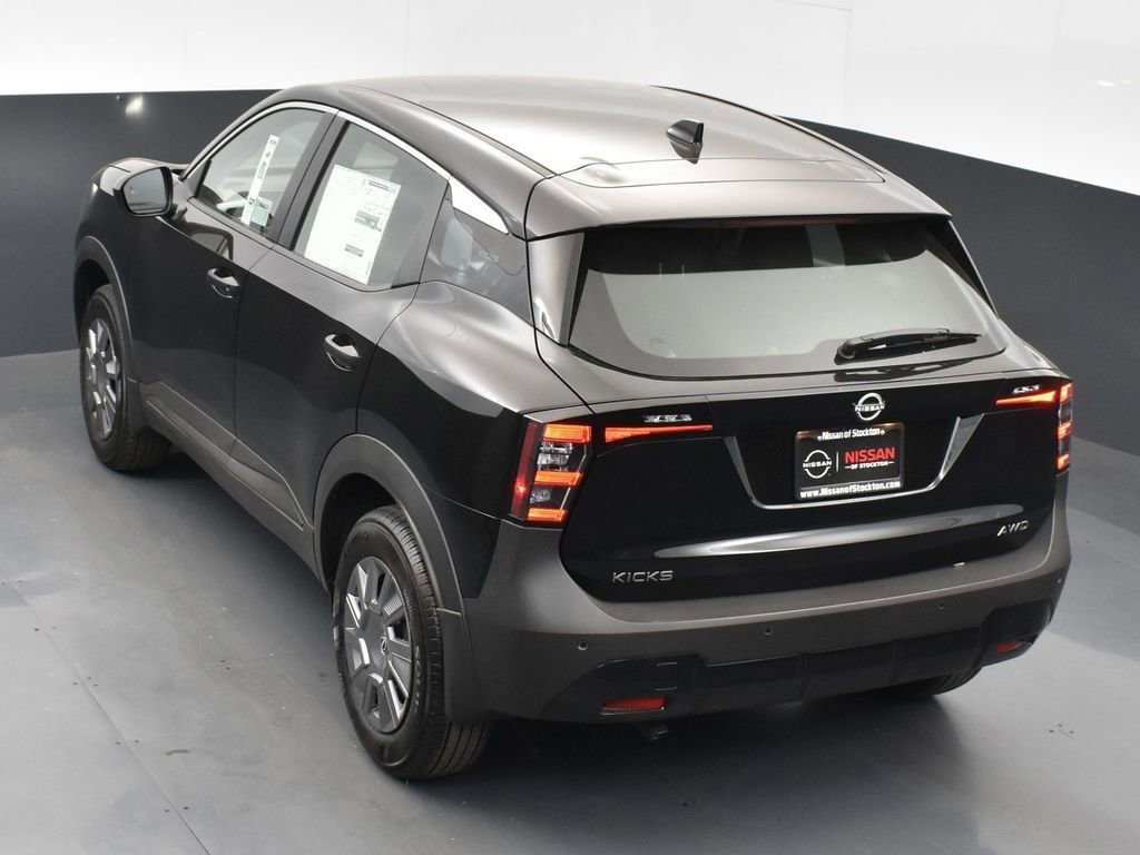 Used 2025 Nissan Kicks S image 46