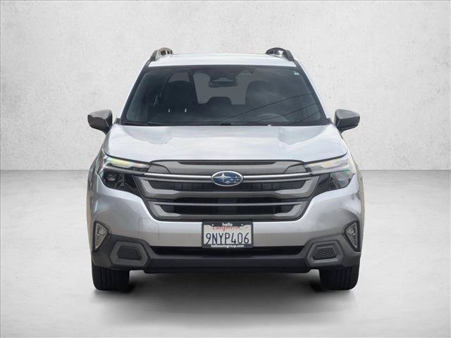 Used 2025 Subaru Forester Limited AWD/4WD image 2