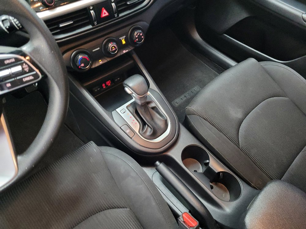Used 2020 Kia Forte LXS FWD image 26