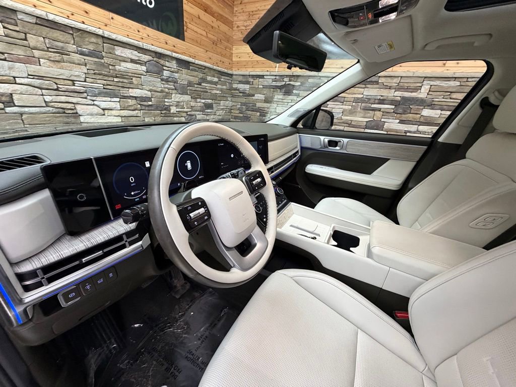 Used 2024 Hyundai Santa Fe Calligraphy image 10