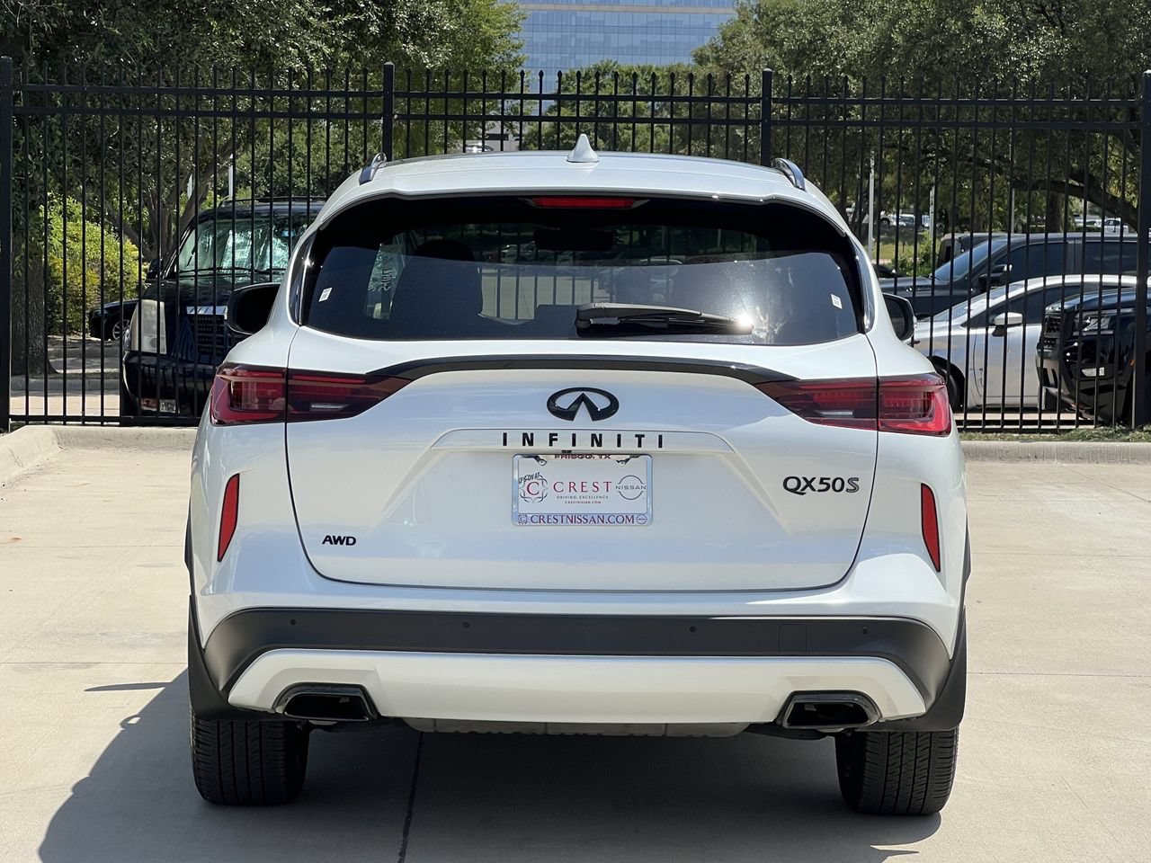 Used 2025 INFINITI QX50 Sport AWD/4WD image 4
