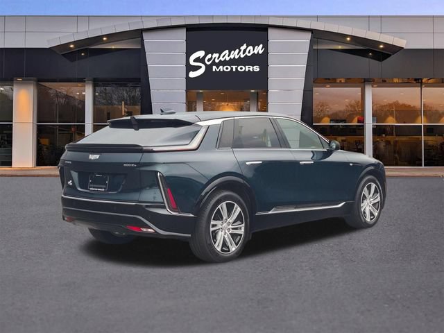Used 2024 Cadillac Lyriq Tech w/ Driver Assist Package AWD/4WD image 5