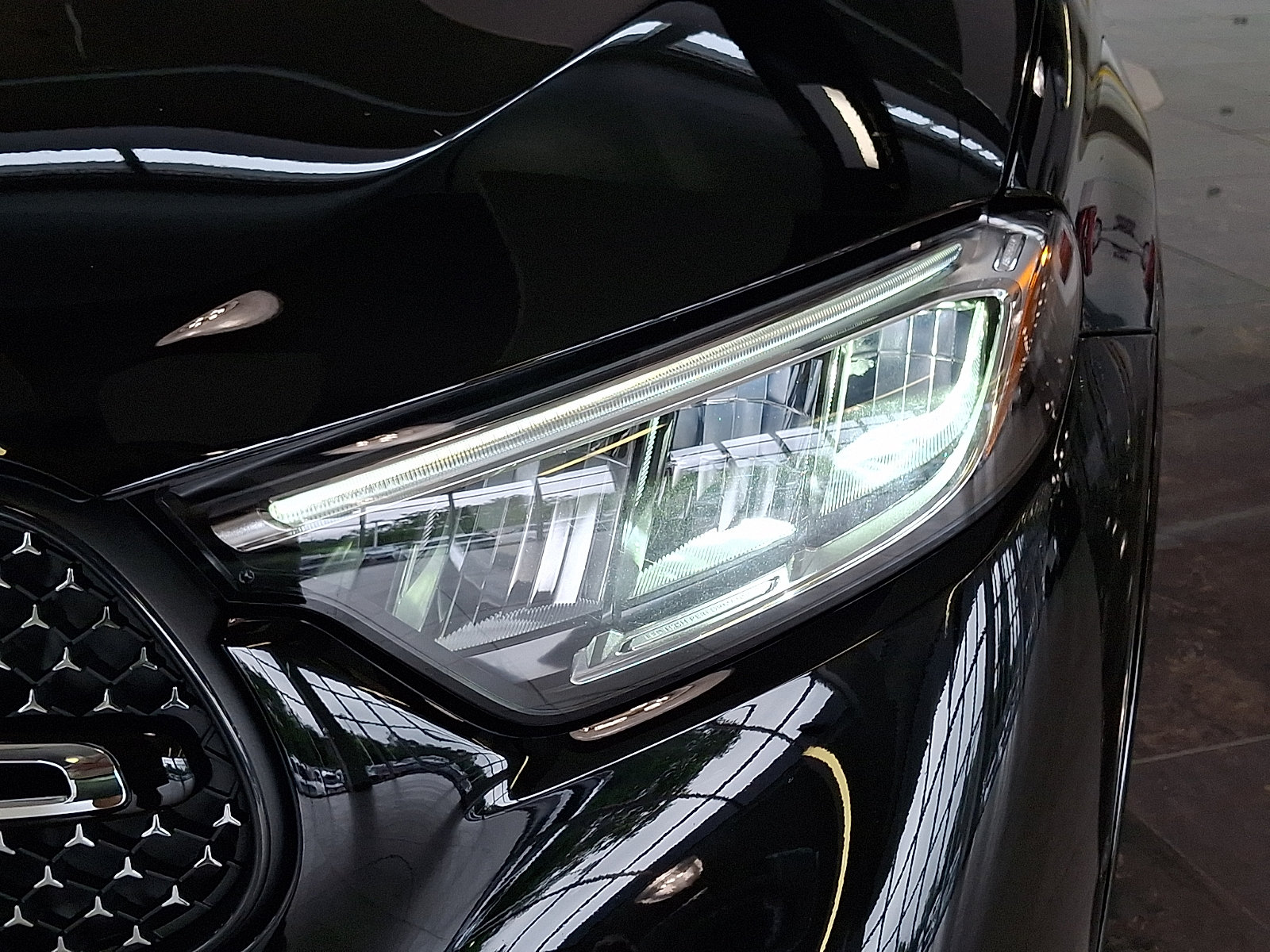 Certified 2026 Mercedes-Benz GLC 300 4MATIC image 9