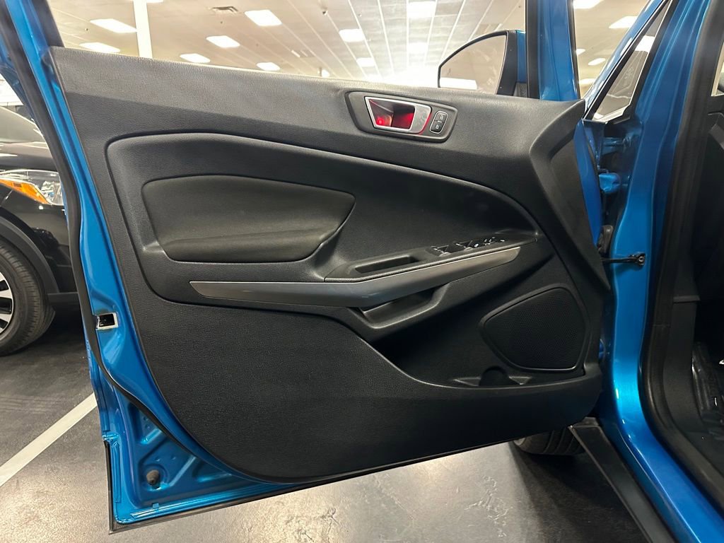 Used 2018 Ford EcoSport SE w/ SE Convenience Package image 13
