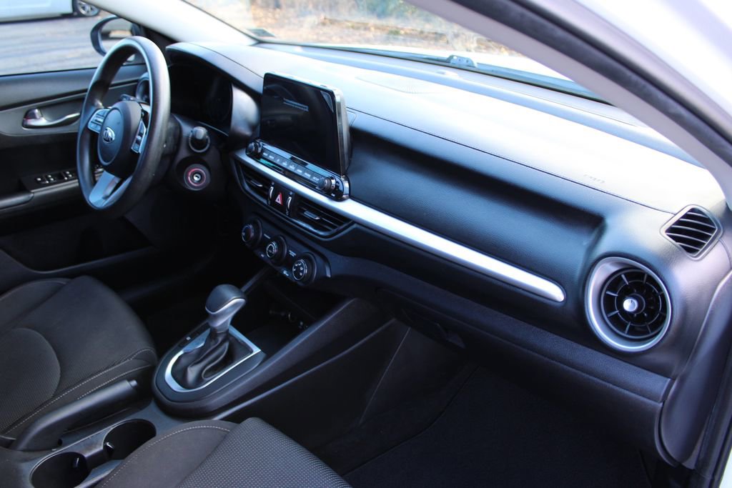 Used 2021 Kia Forte LXS image 44