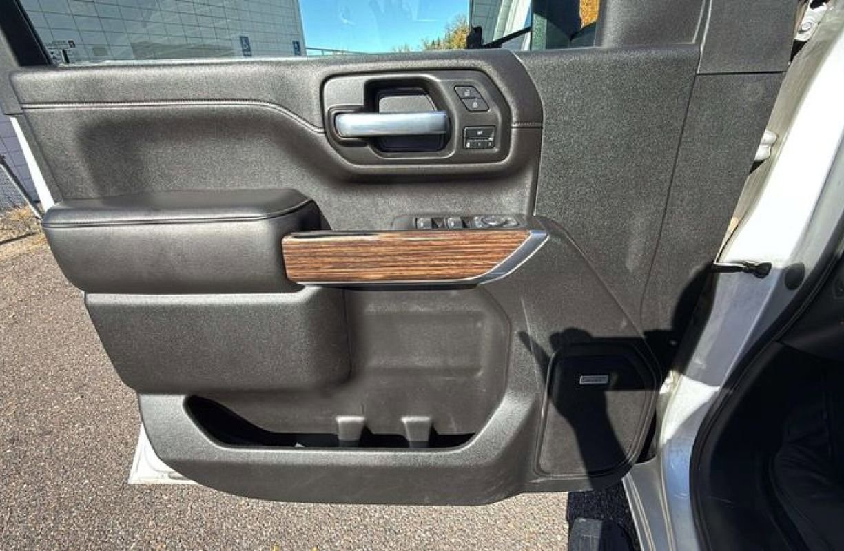 Used 2021 Chevrolet Silverado 3500 High Country w/ Z71 Off-Road Package image 18
