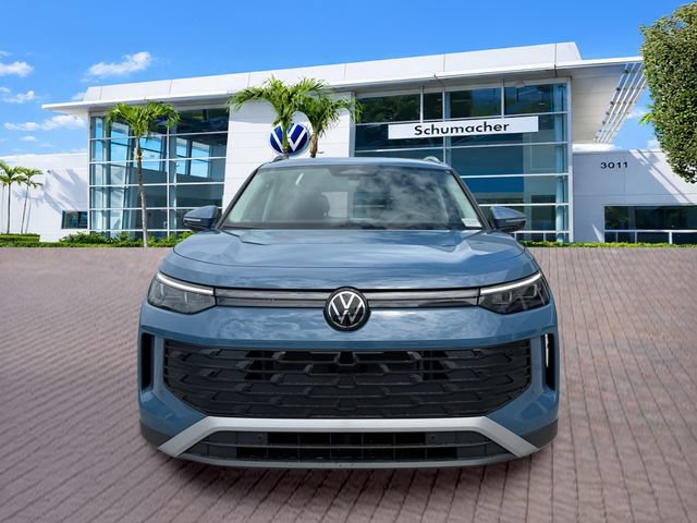 New 2026 Volkswagen Tiguan SE FWD image 2