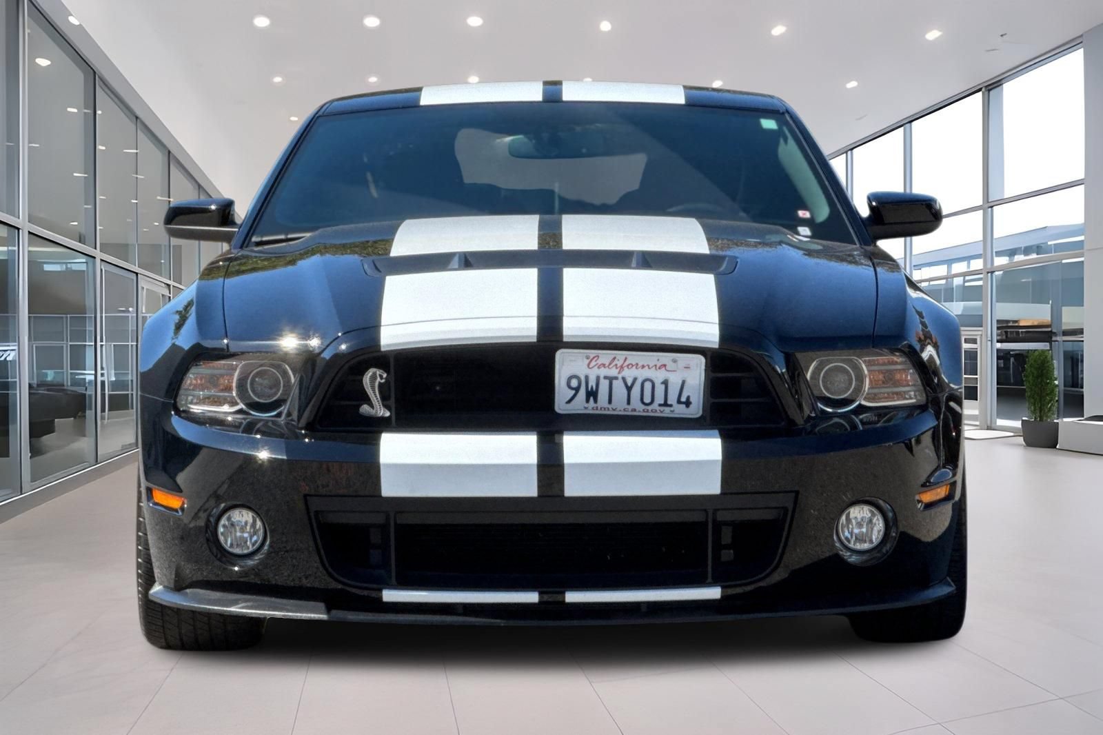 Used 2014 Ford Mustang Shelby GT500 w/ Equipment Group 821A RWD image 9