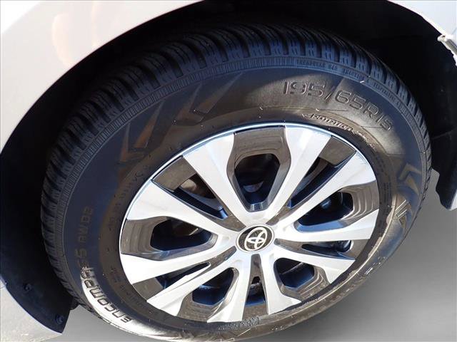 Certified 2022 Toyota Prius Prime Limited FWD image 7