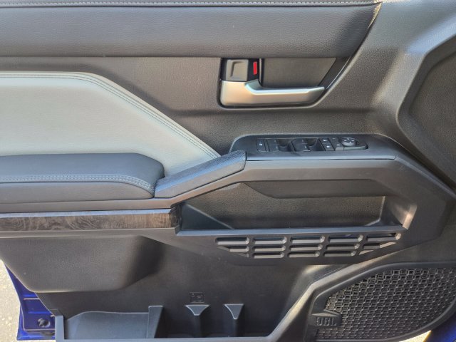 Used 2024 Toyota Tacoma Limited w/ Limited Package (LT) AWD/4WD image 38