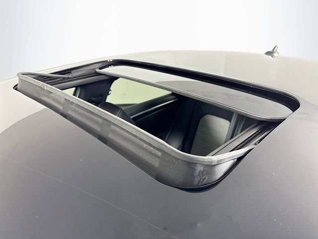 Used 2018 Volkswagen Passat 3.6 image 21