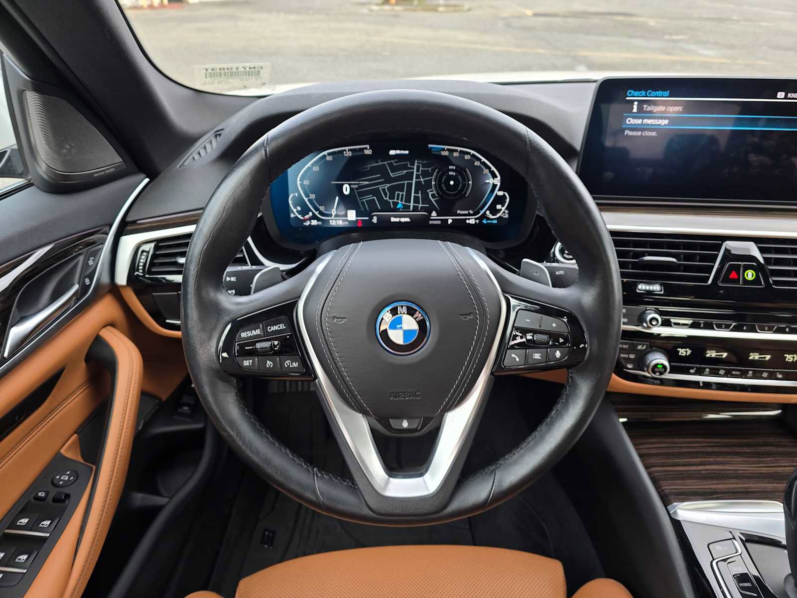 Used 2023 BMW 530e xDrive w/ Premium Package image 22