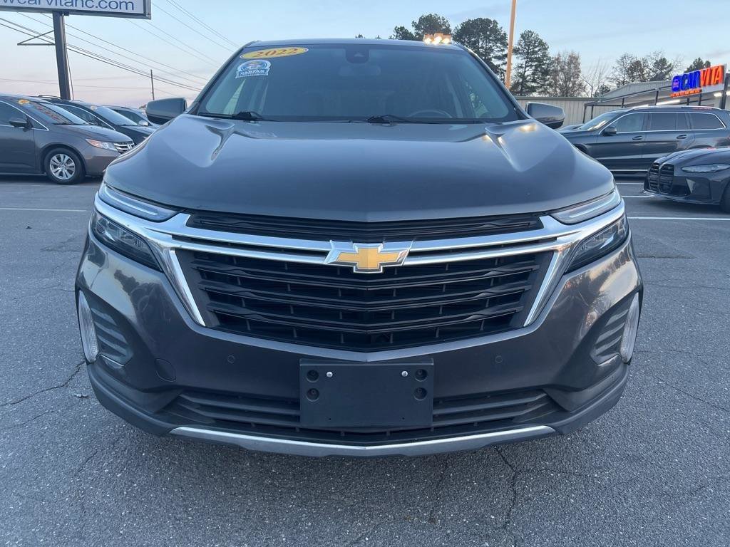 Used 2022 Chevrolet Equinox LT w/ Driver Convenience Package FWD image 2