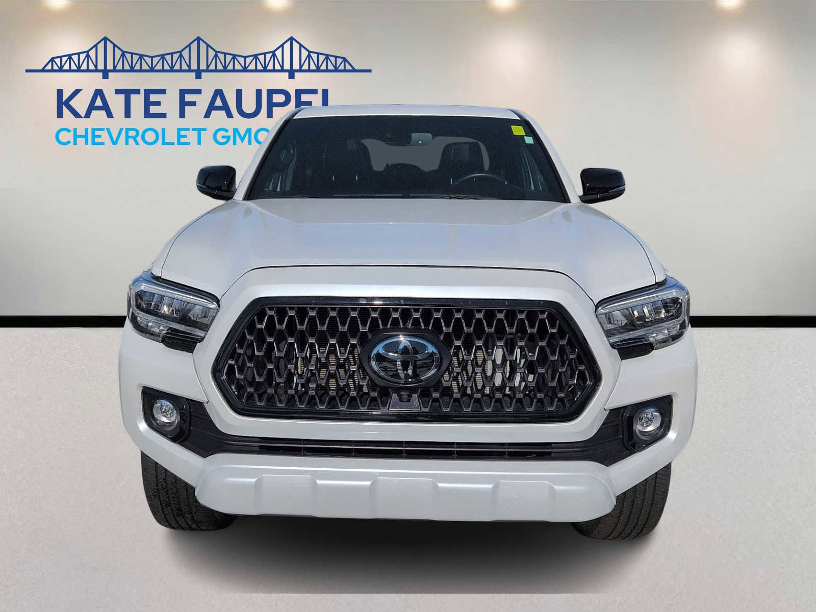 Used 2023 Toyota Tacoma Limited w/ Nightshade Package AWD/4WD image 2