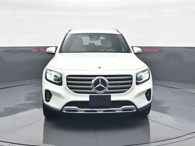 Used 2025 Mercedes-Benz GLB 250 4MATIC image 3