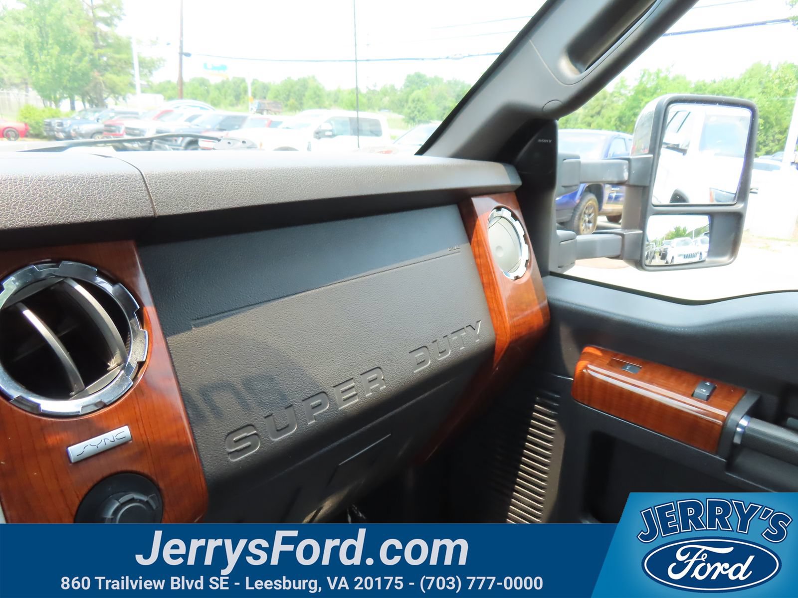 Used 2016 Ford F250 King Ranch w/ Snow Plow Prep Package AWD/4WD image 22