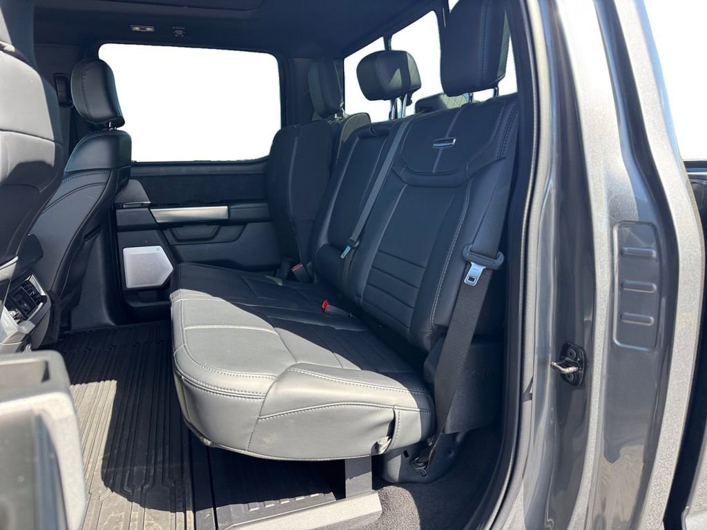 Certified 2025 Ford F350 Platinum w/ Tremor Off-Road Package image 18
