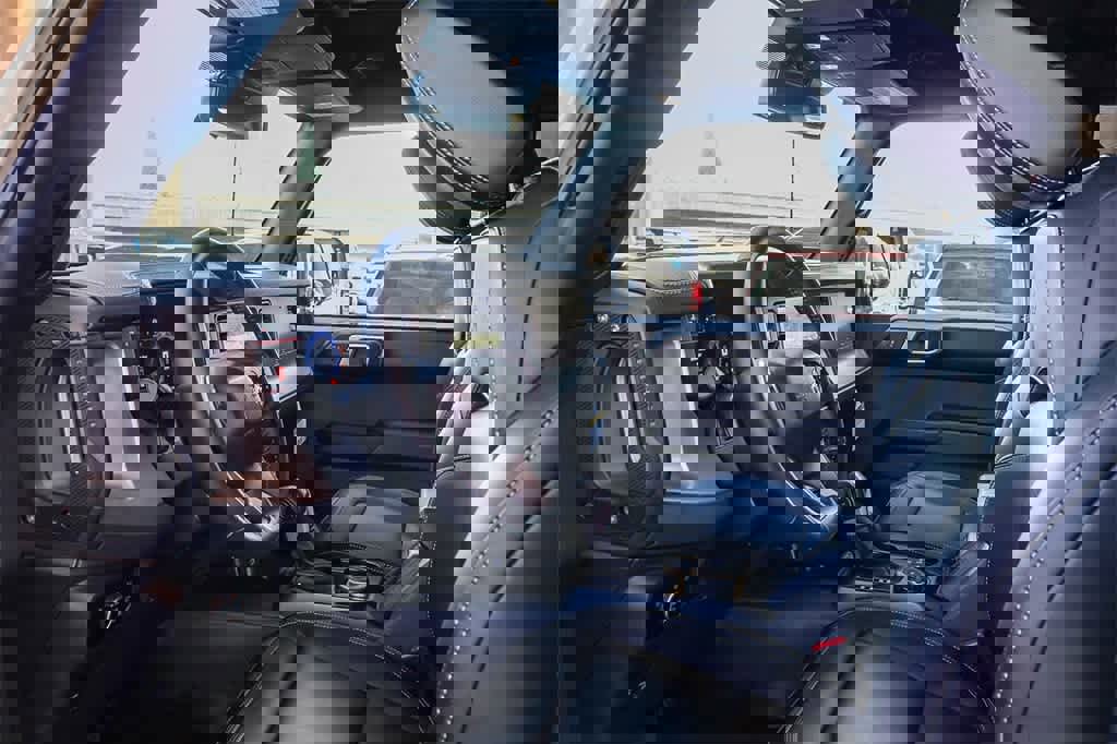 New 2025 Ford Bronco Outer Banks w/ Sasquatch Package image 18