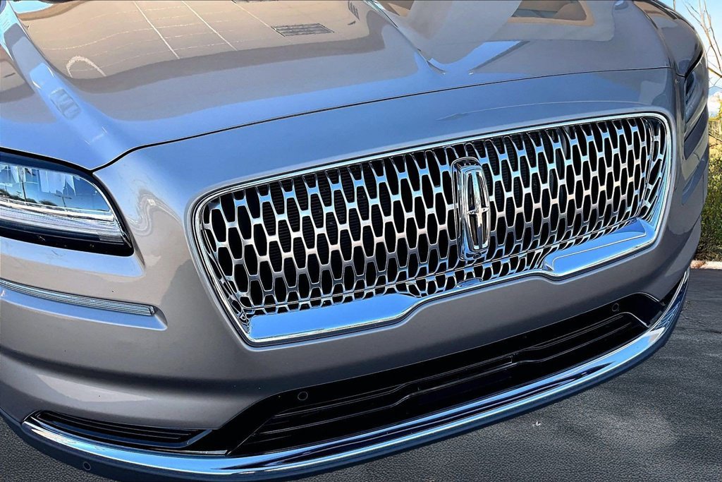 Used 2021 Lincoln Nautilus Reserve FWD image 28