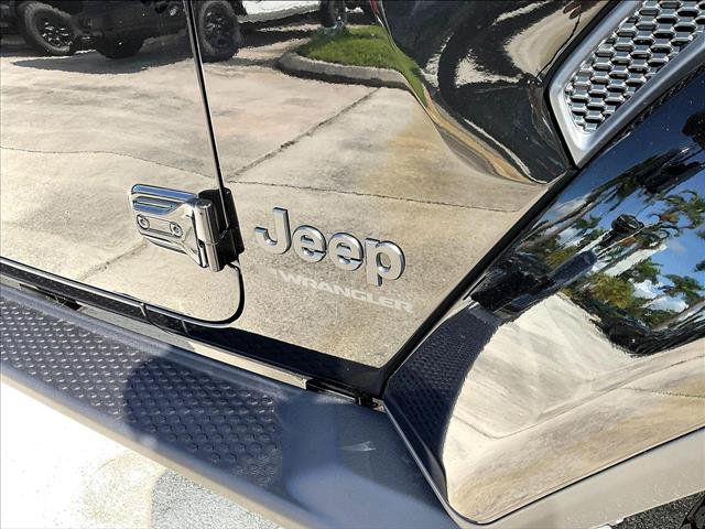 New 2027 Jeep Wrangler Unlimited Sahara AWD/4WD image 24