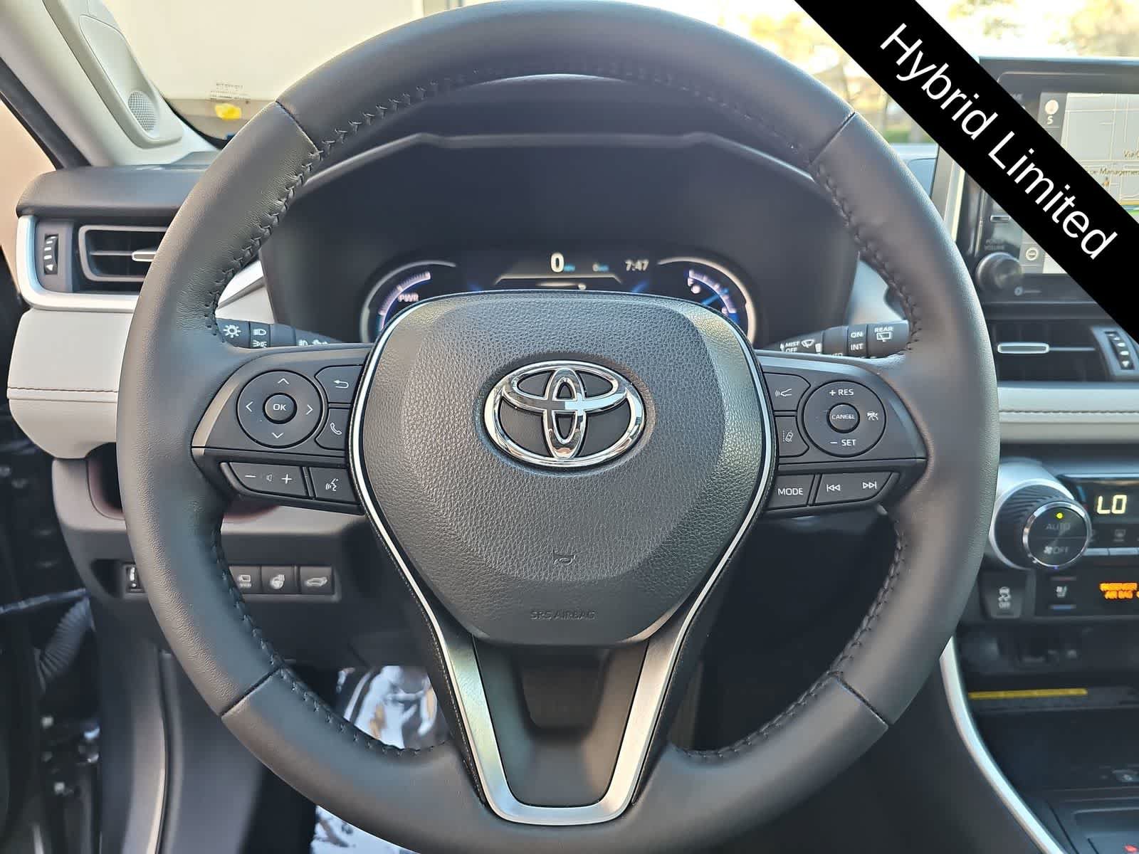 Used 2021 Toyota RAV4 Limited AWD/4WD image 19
