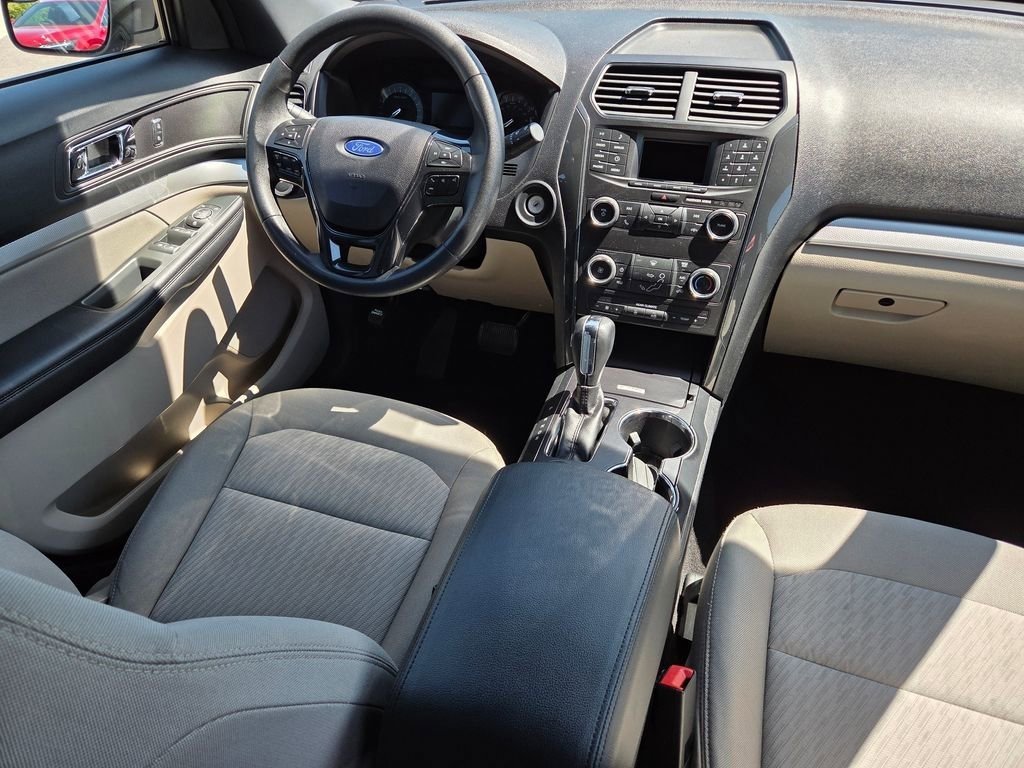 Used 2018 Ford Explorer FWD image 30