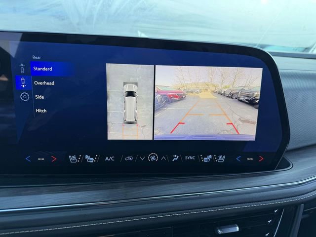 Used 2025 Chevrolet Suburban Premier AWD/4WD image 24