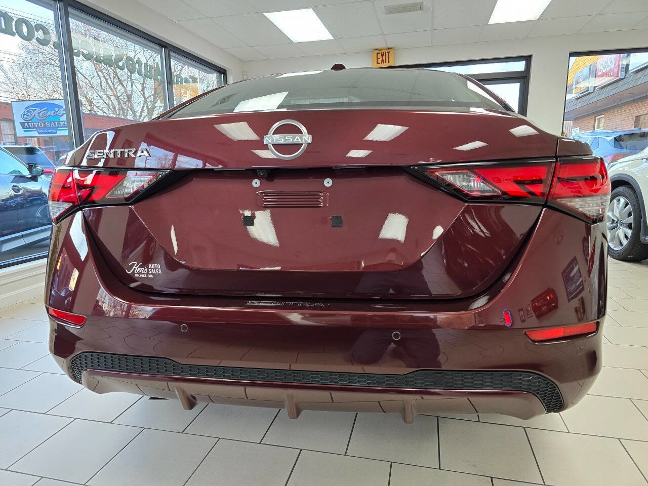 Used 2025 Nissan Sentra SV w/ All-Weather Package image 12