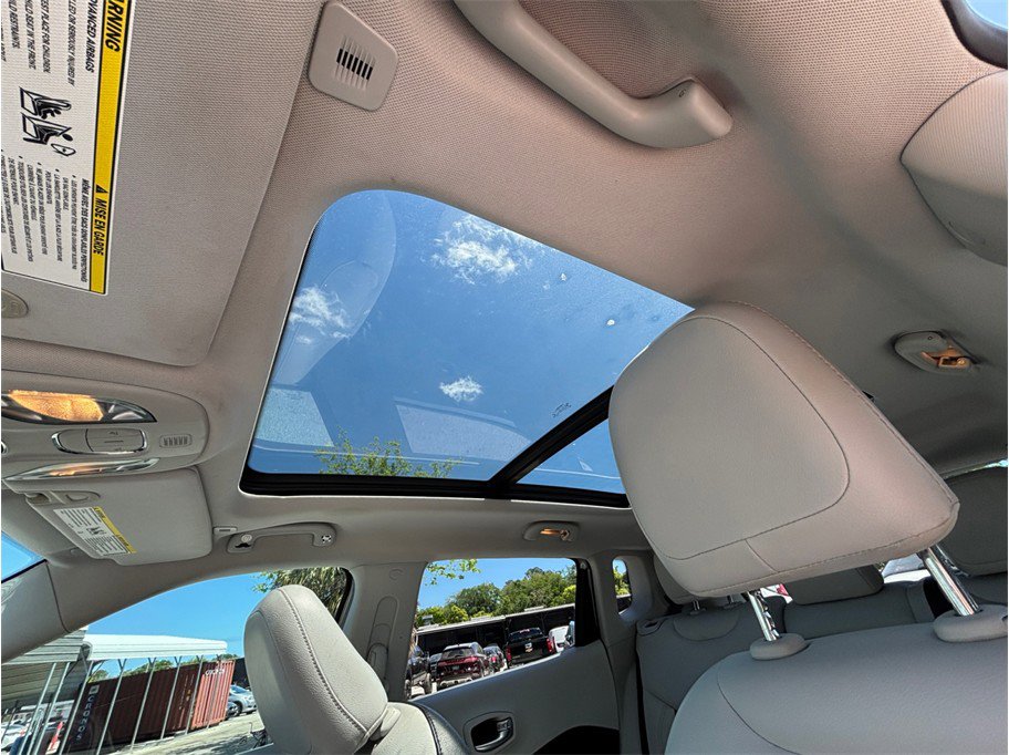 Used 2018 Jeep Compass Latitude w/ Popular Equipment Group image 28