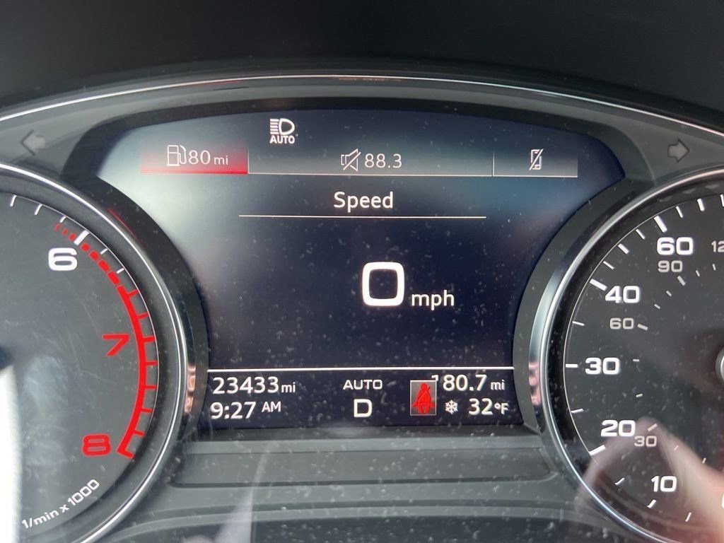 Used 2024 Audi Q5 2.0T Premium image 13