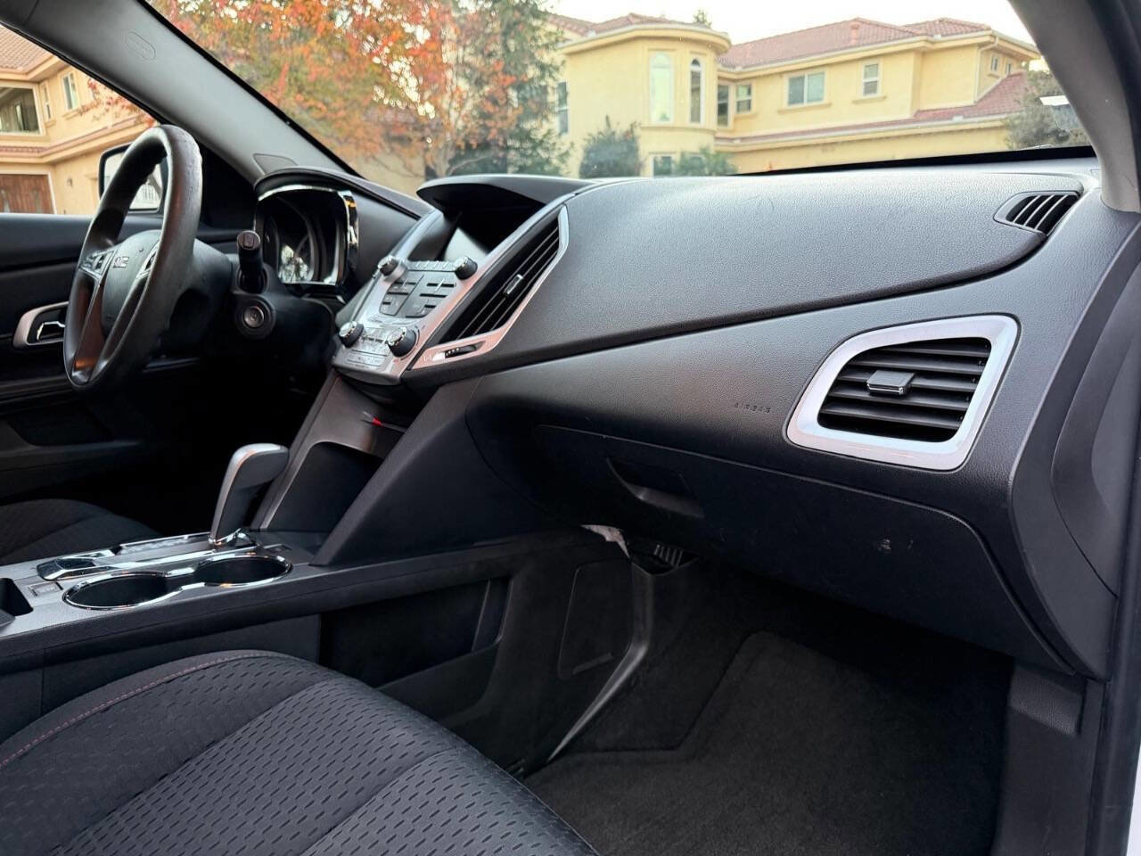 Used 2015 GMC Terrain SLE image 10