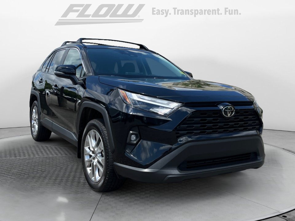 Used 2025 Toyota RAV4 XLE Premium w/ Weather Package AWD/4WD video 1