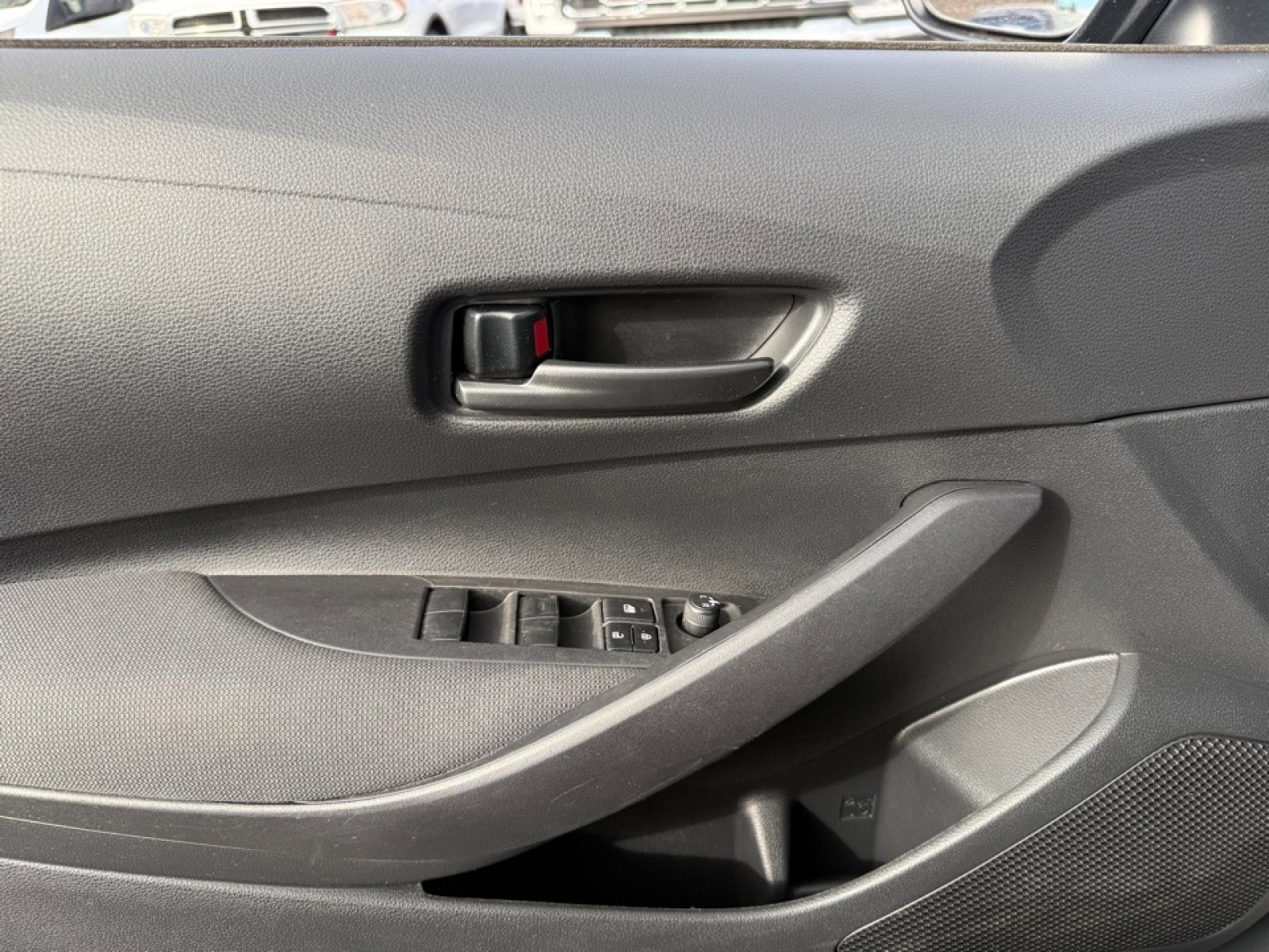 Used 2024 Toyota Corolla LE image 33