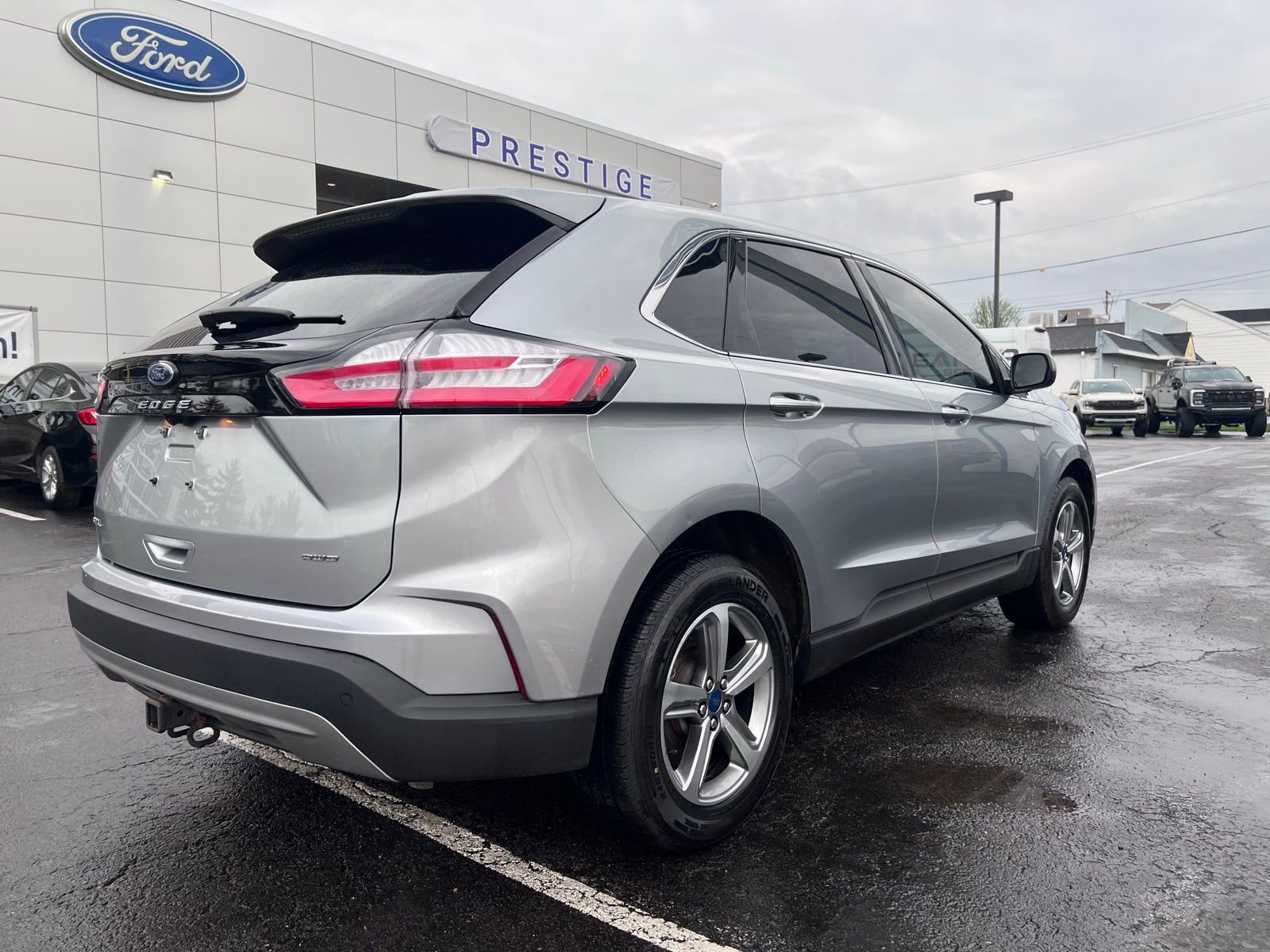 Used 2022 Ford Edge SEL w/ Convenience Package AWD/4WD image 7