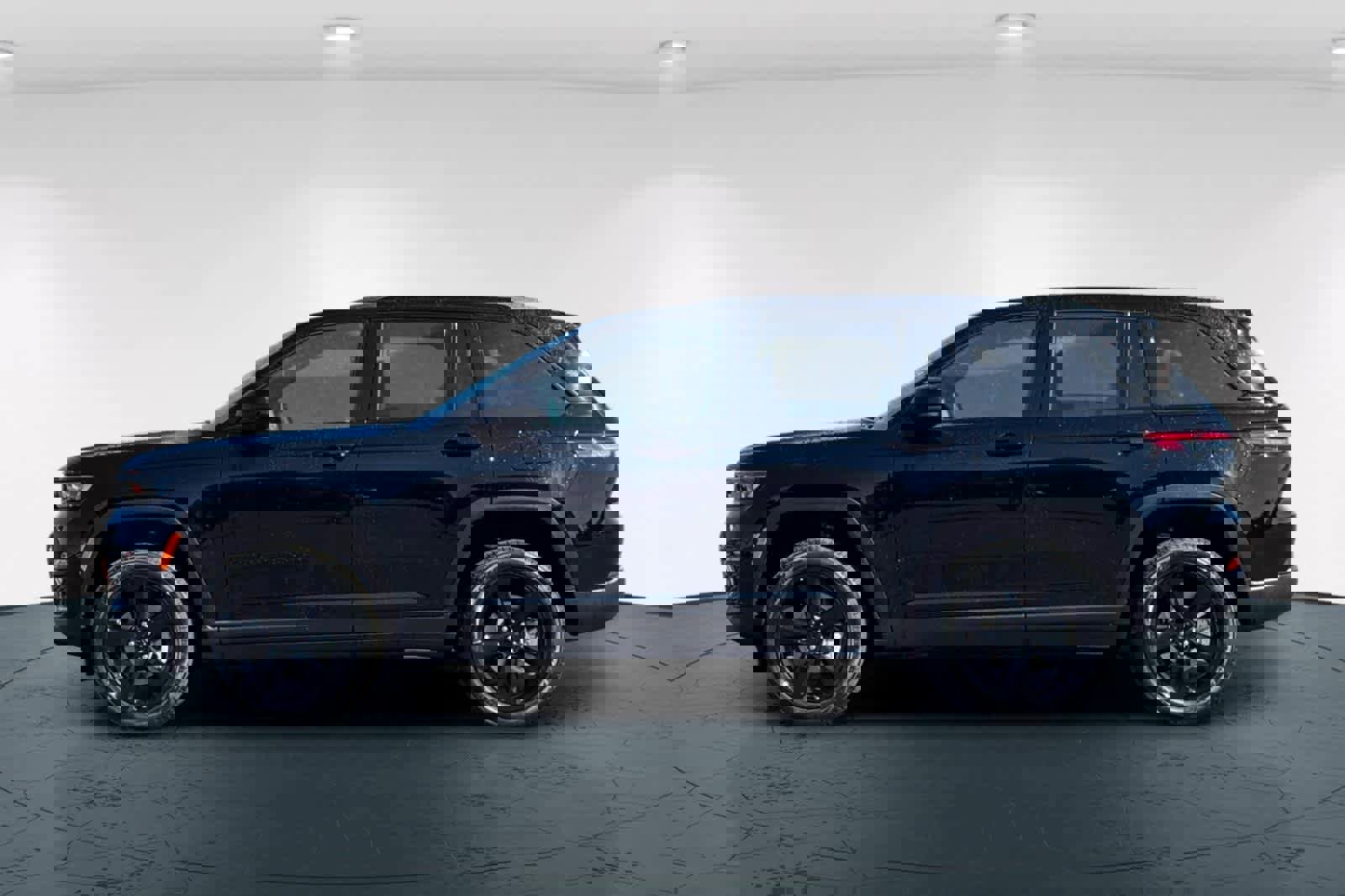 New 2025 Jeep Grand Cherokee Limited w/ Luxury Tech Group II image 9