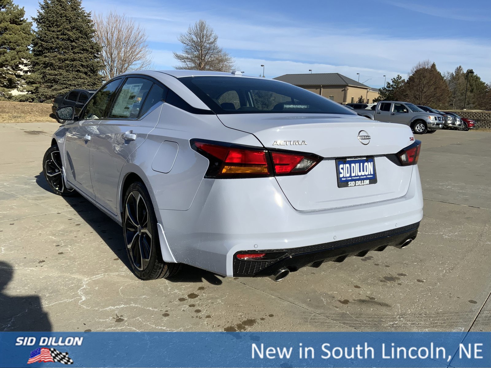 New 2025 Nissan Altima 2.5 SR w/ SR Premium Package image 3