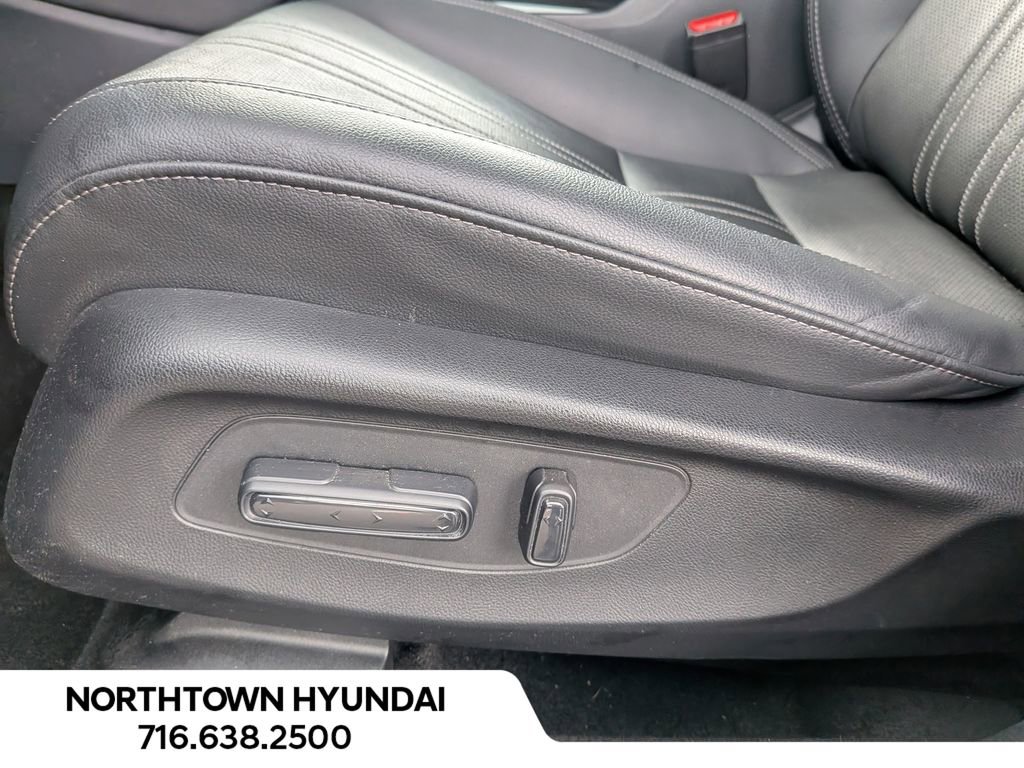 Used 2024 Honda HR-V EX-L image 34