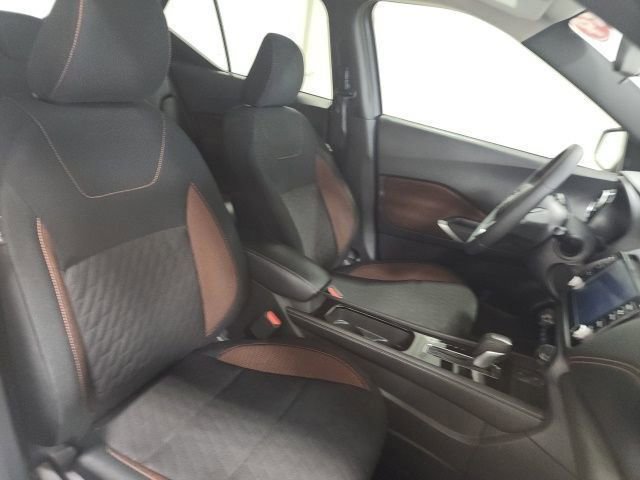 Used 2024 Nissan Kicks SR FWD image 14