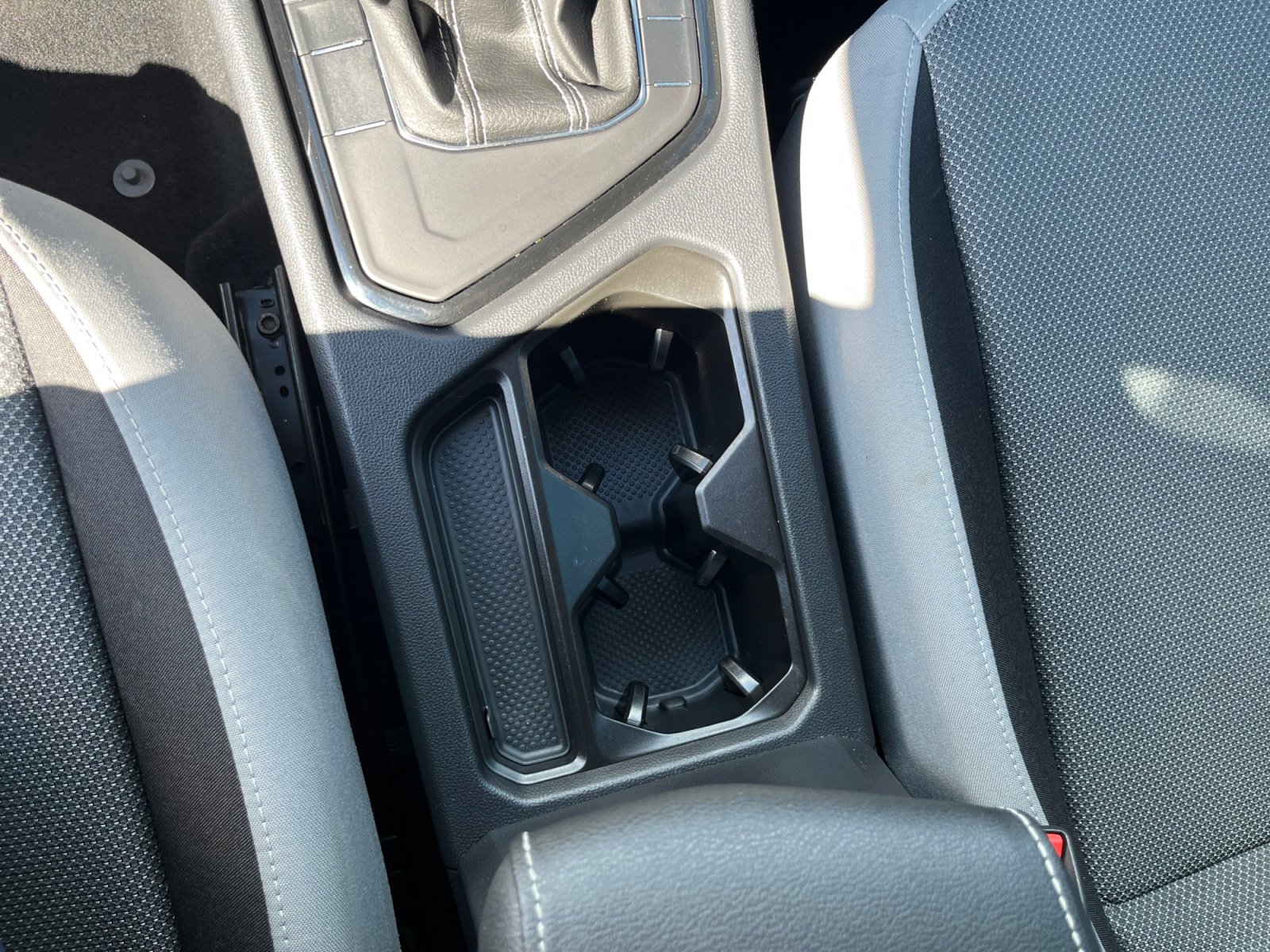 Used 2024 Volkswagen Taos S image 19